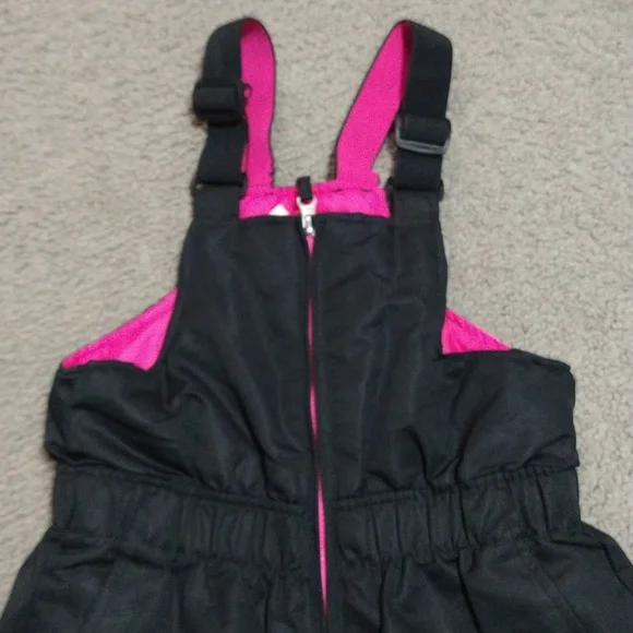 Girls Faded Glory Snowsuit - Picture 2 of 16